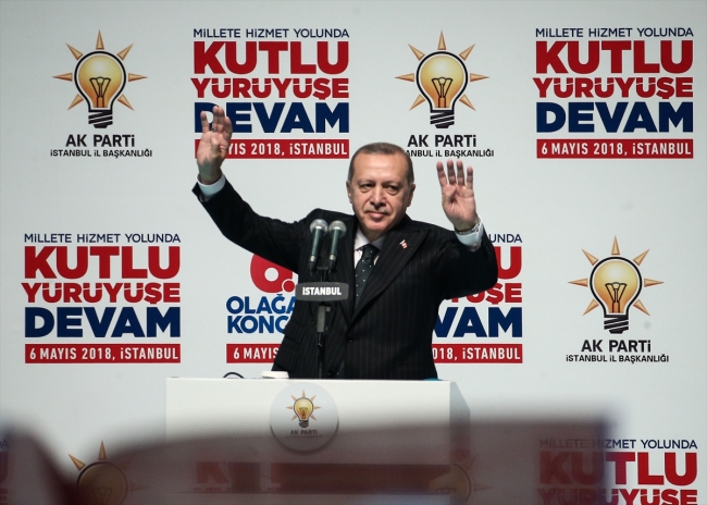 Cumhurbaşkanı Erdoğan AK Parti'nin seçim manifestosunu açıkladı